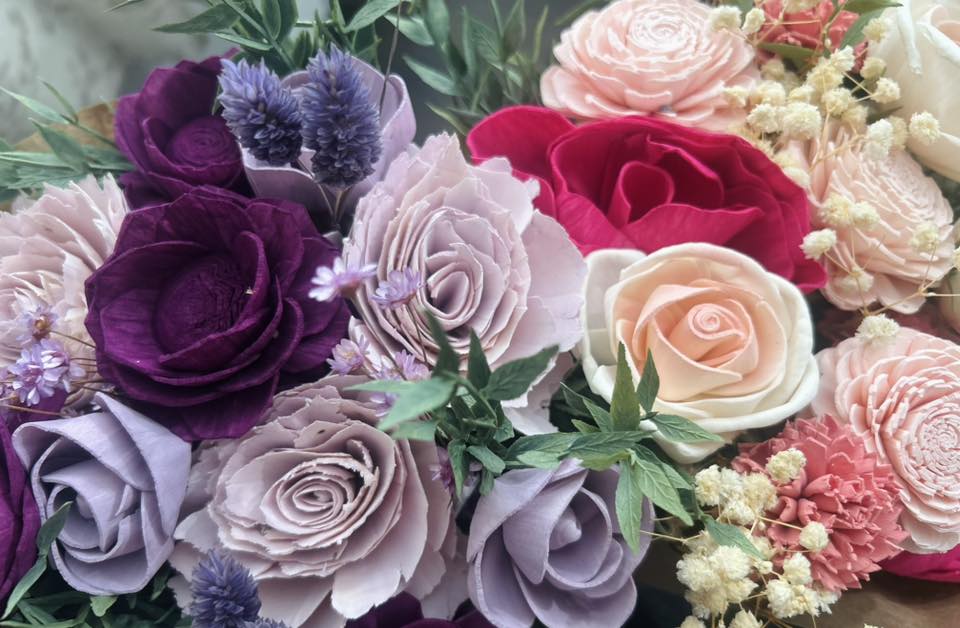 Sip & Stem-- Mother's Day Workshop at Bastin's